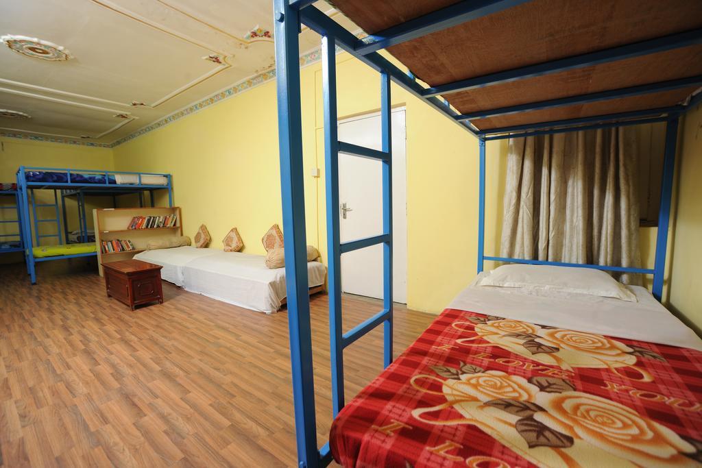 Hotel Himalaya Yoga Kathmandu Exterior foto